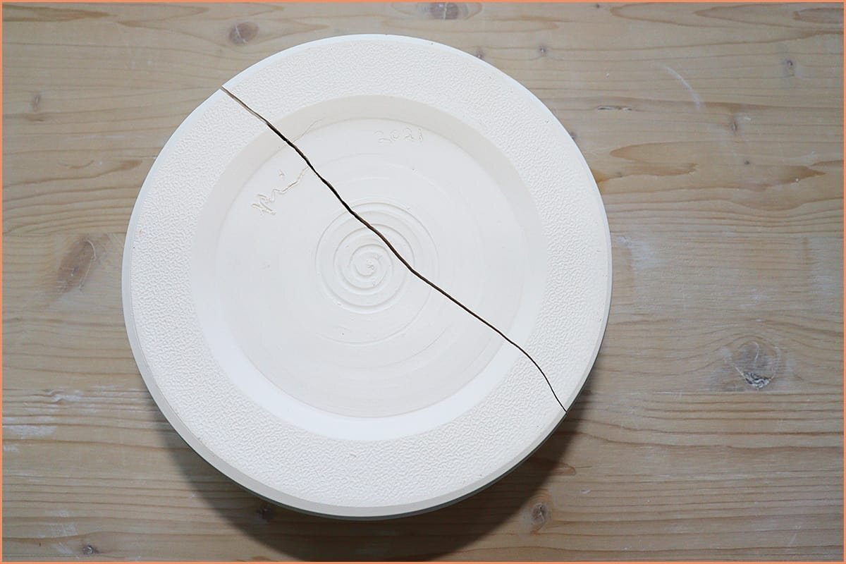 How To Prevent Pottery Clay From Cracking While Drying - Pottery Crafters